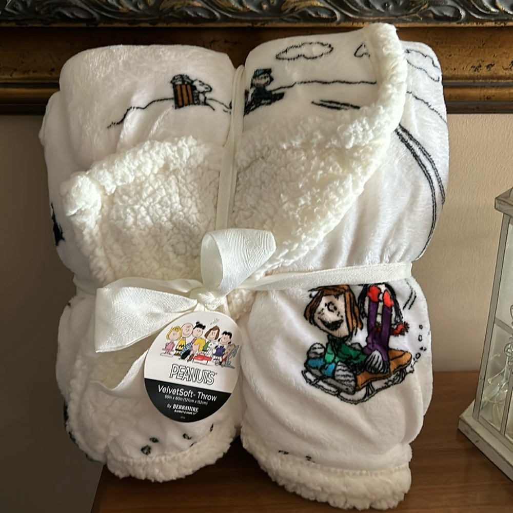 Snoopy throw
